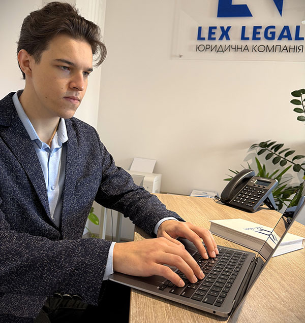 Адвокат з митних питань